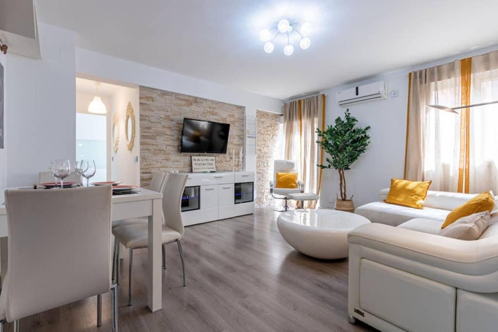 Apartmán Triana Maestro Deluxe By Valcambre Sevilla Exteriér fotografie